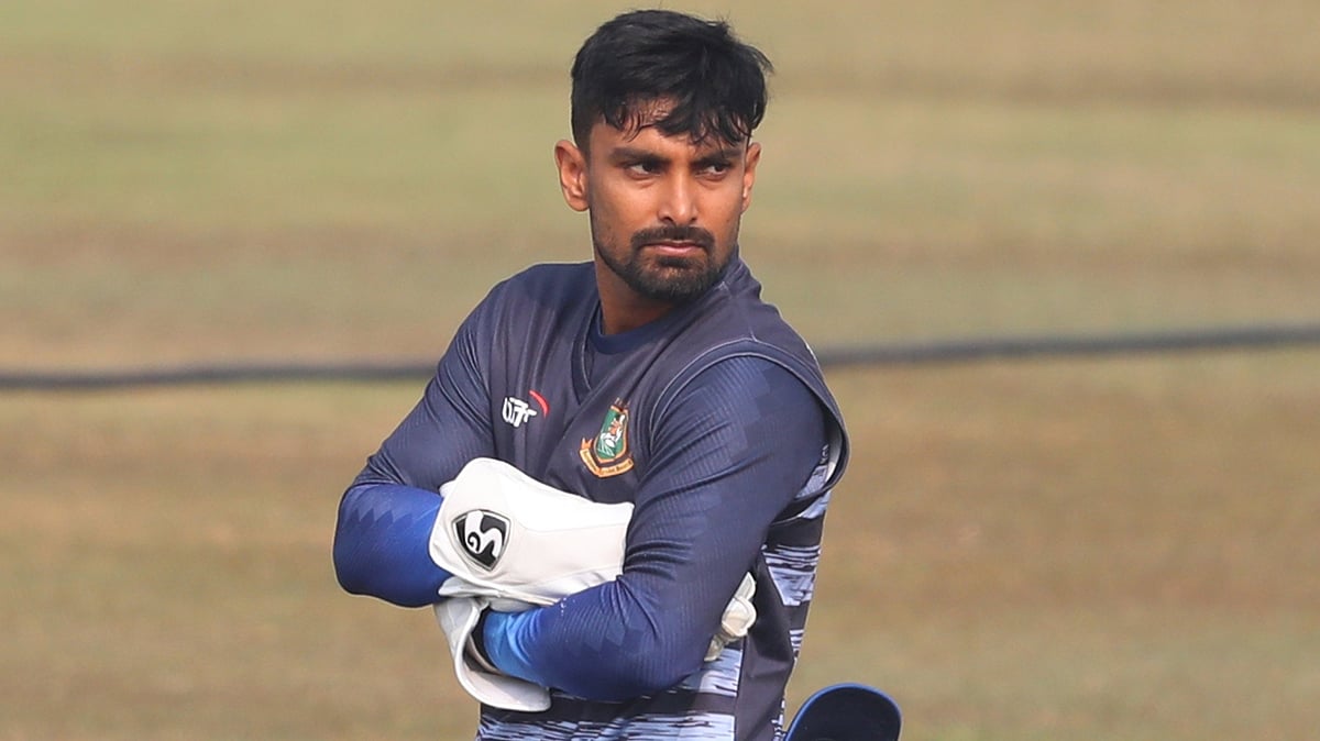 ঢাকা প্রিমিয়ার লিগে আবাহনীতে খেলছেন লিটন দাস