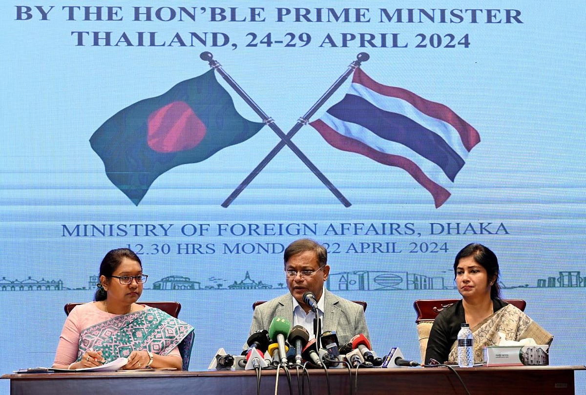 সংবাদ সম্মেলনে পররাষ্ট্রমন্ত্রী হাছান মাহমুদ