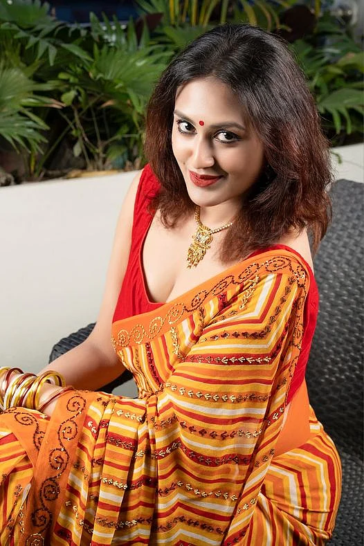 2000 dan rus porno Porno 50 erkaklar jum ichida