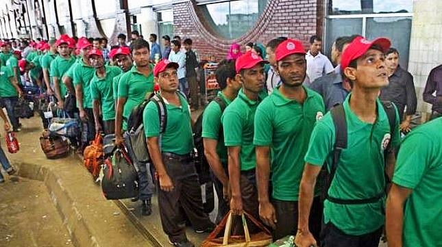 ‘২০১৪ থেকে ২০২৩ সাল পর্যন্ত প্রতিবছর গড়ে আট লাখ বাংলাদেশি দীর্ঘ ও স্বল্পমেয়াদি কর্মসংস্থানের জন্য বিদেশে গমন করেছেন।’
