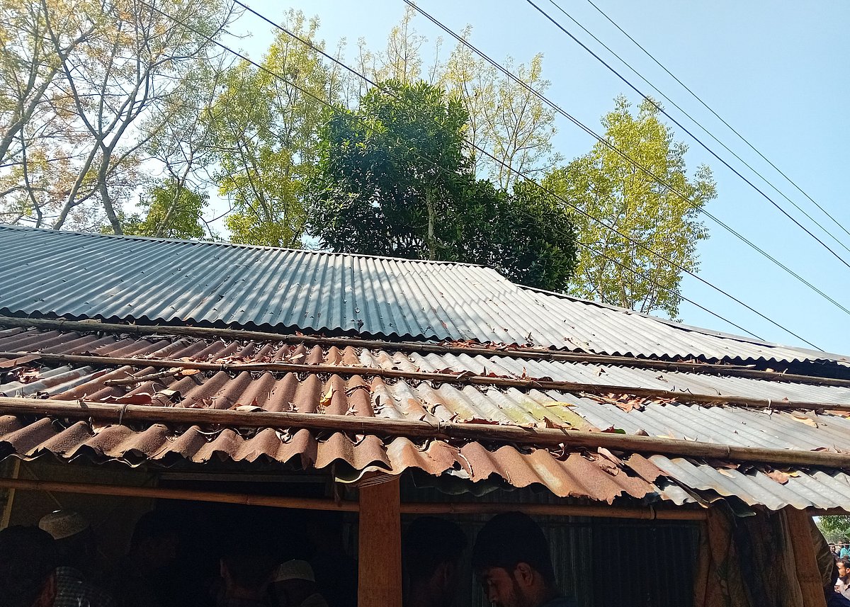 দুর্ঘটনার পর থেকে ফয়জুর রহমানের ঘরটি ফাঁকা পড়ে রয়েছে