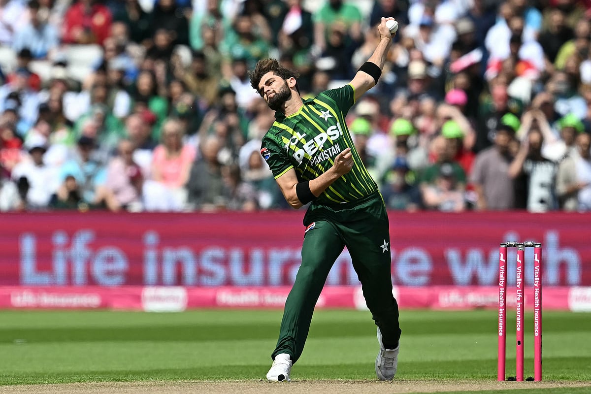 ৩ ধাপ এগিয়েছেন আফ্রিদি