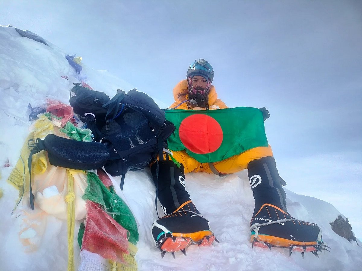 লোৎসে চূড়ায় বাবর আলী