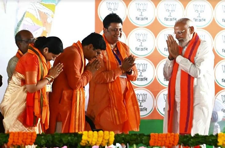 পশ্চিমবঙ্গের সুন্দরবন অঞ্চলের কাকদ্বীপে বুধবার নির্বাচনী জনসভা করেন নরেন্দ্র মোদি