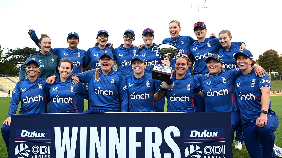 এপ্রিলে নিউজিল্যান্ডের বিপক্ষে তিন ম্যাচের ওয়ানডে সিরিজ জেতে ইংল্যান্ড নারী ক্রিকেট দল