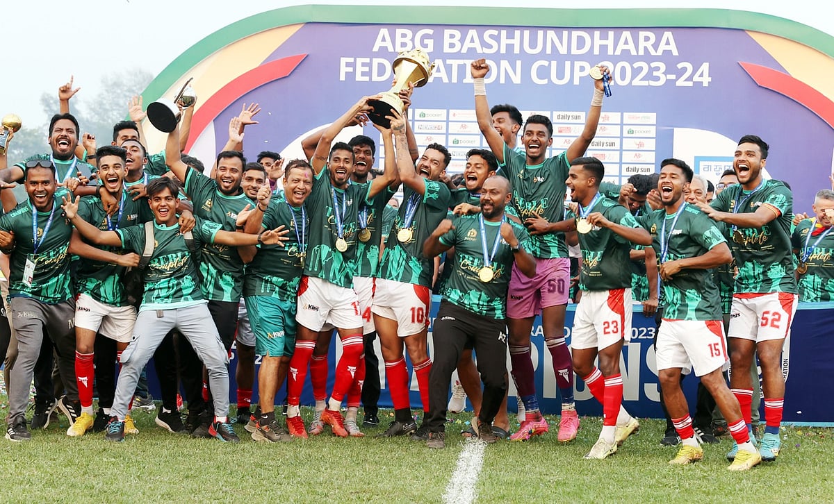 শিরোপা জিতে বসুন্ধরার উদ্‌যাপন