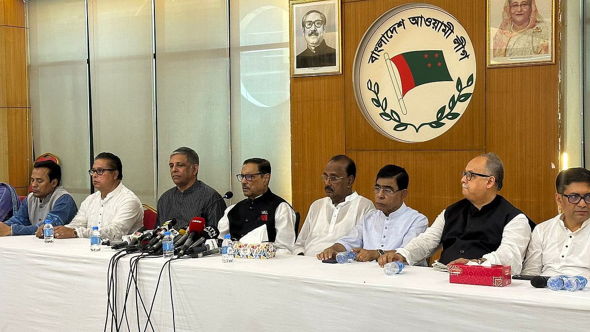 সংবাদ সম্মেলনে ওবায়দুল কাদের। আজ শুক্রবার রাজধানীর বঙ্গবন্ধু অ্যাভিনিউয়ে আওয়ামী লীগের কেন্দ্রীয় কার্যালয়ে