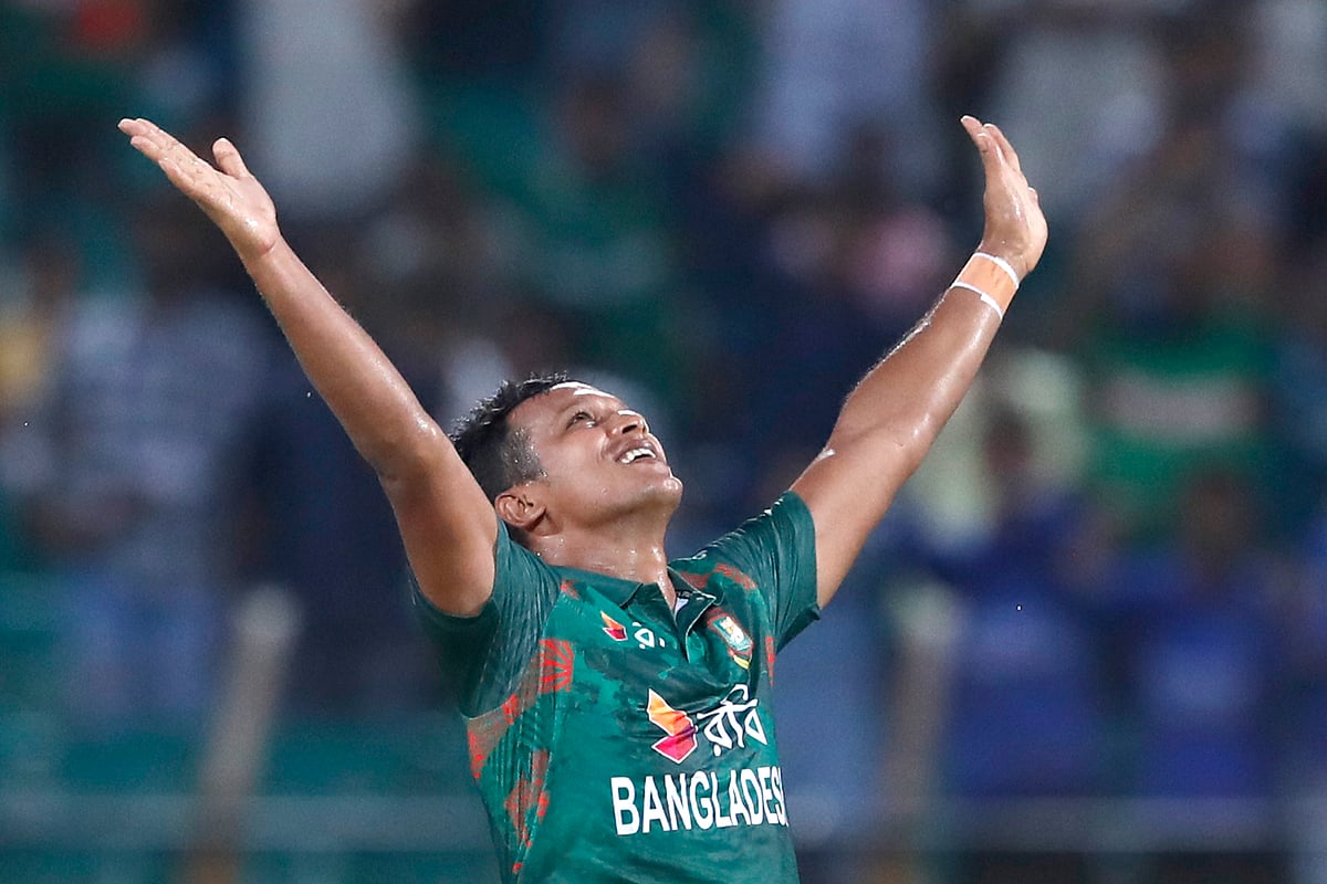 ফিরেই ৩ উইকেট নিয়েছেন সাইফউদ্দিন