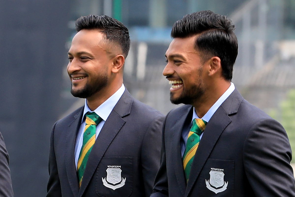 সর্বশেষ বিশ্বকাপে বাংলাদেশকে নেতৃত্ব দিয়েছিলেন সাকিব আল হাসান। এবার দায়িত্ব নাজমুল হোসেনের কাঁধে। ব্যাটিং অর্ডারে তিনে খেলবেন কে?