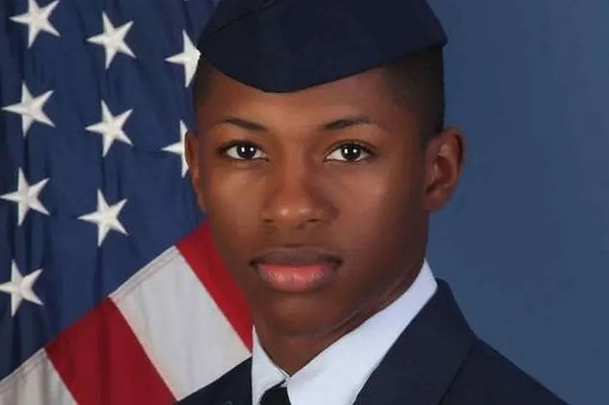 নিহত বিমানবাহিনীর সদস্য রজার ফোর্টসন