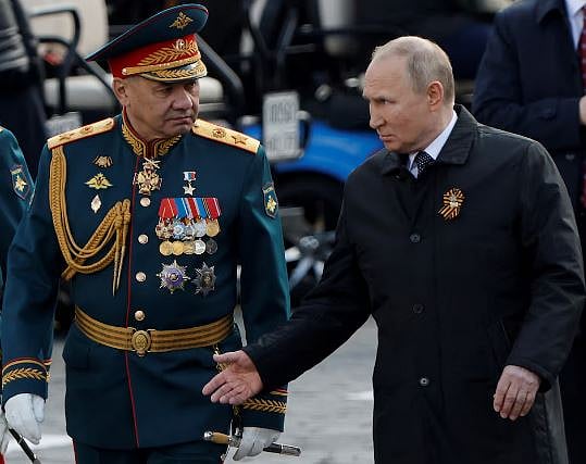 ভ্লাদিমির পুতিন ও সের্গেই শোইগু