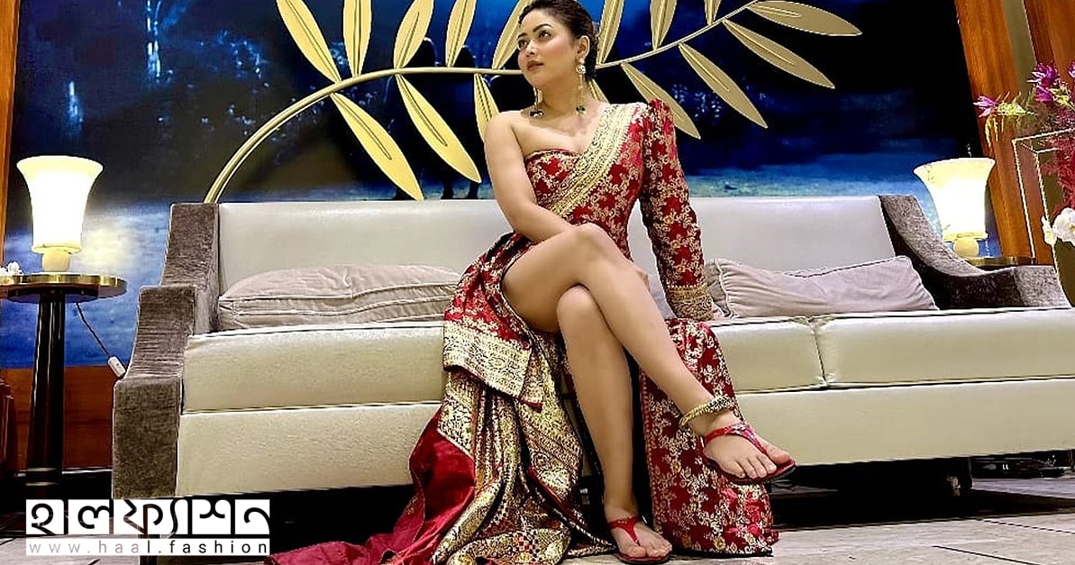 Ayollar qamoqxonasida jinsiy aloqa Qol eshak porno film