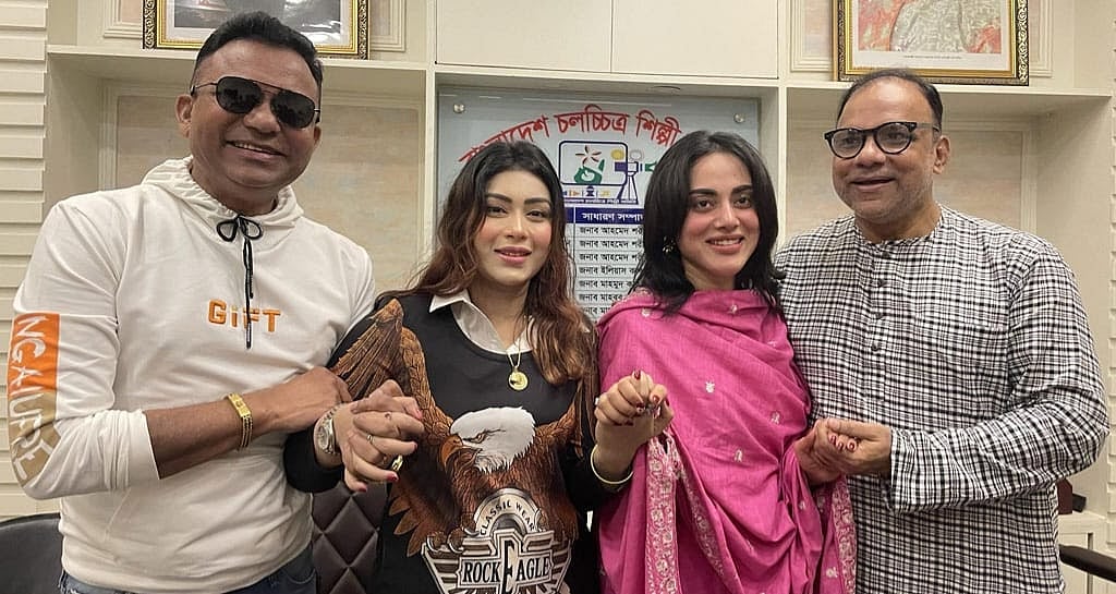 মঙ্গলবার তমা ও মিষ্টিকে নিয়ে বৈঠকে বসেন সভাপতি মিশা সওদাগরসহ কার্যকরী পরিষদ সদস্যরা