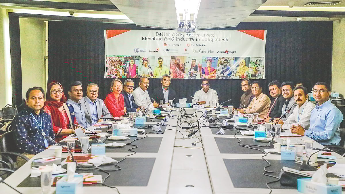 ‘বেটার ওয়ার্ক, বেটার লাইভস: এলিভেটিং দ্য আরএমজি ইন্ডাস্ট্রি ইন বাংলাদেশ’ শীর্ষক এক গোলটেবিলের আয়োজন করে আইএলও এবং আইএফসির যৌথ প্রকল্প ‘বেটার ওয়ার্ক বাংলাদেশ’। ১৫ মে ২০২৪ দ্য ডেইলি স্টার ভবনে অনুষ্ঠিত এ আয়োজনে সহযোগিতা করে জাপান সরকারের দ্য মিনিস্ট্রি অফ ইকোনমি ট্রেড অ্যান্ড ইন্ডাস্ট্রি
