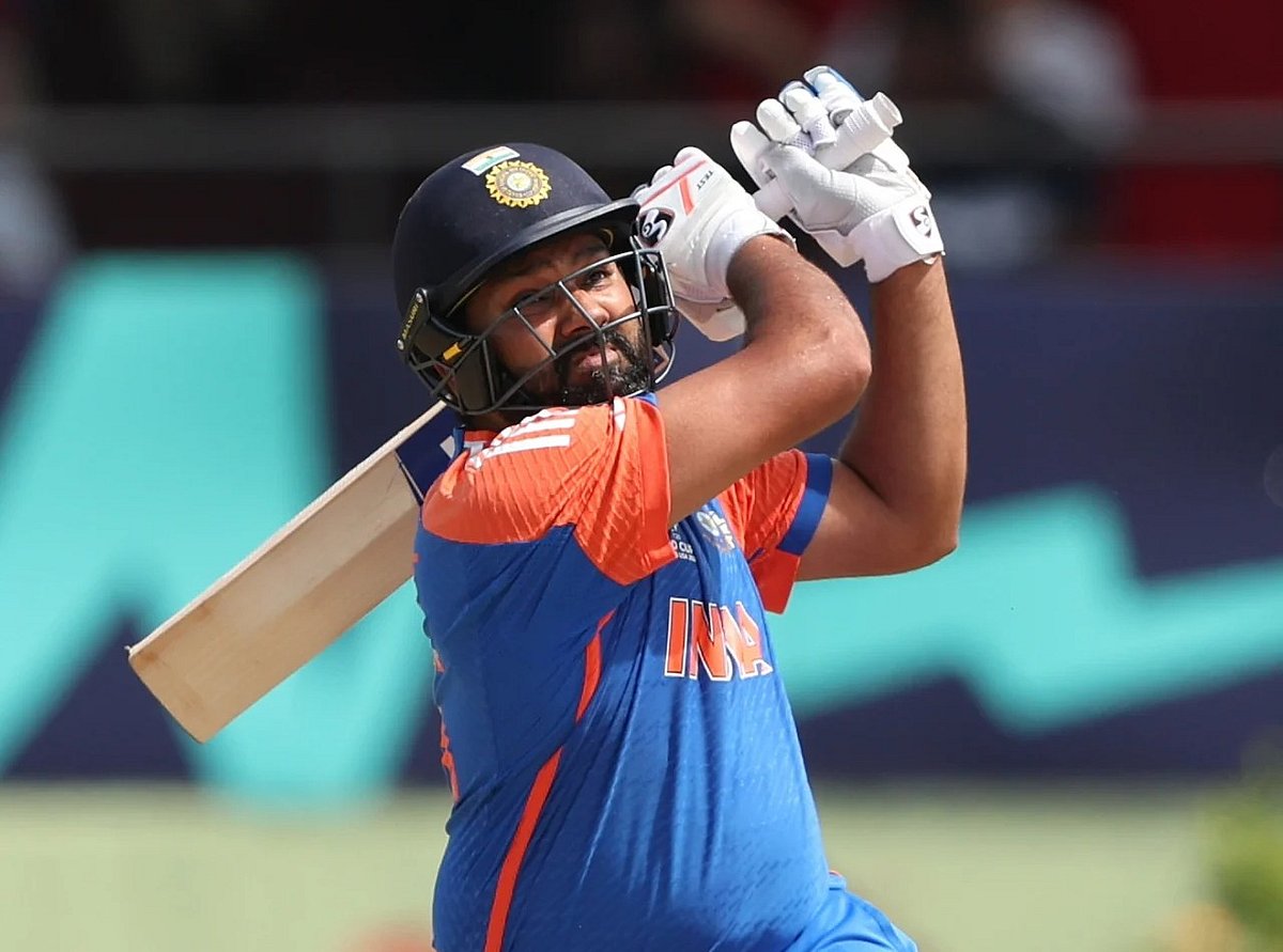 ৩৯ বলে ৫৭ রান করেছেন রোহিত শর্মা