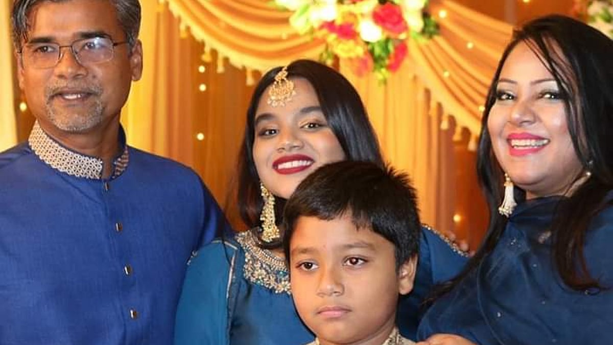 Italiyalik mashhurlarning katta kokraklari fotosuratlari Gey jinsiy aloqa video