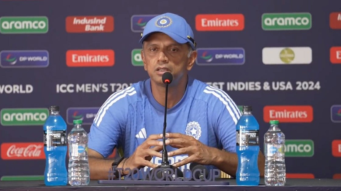 সংবাদ সম্মেলনে ভারতের প্রধান কোচ রাহুল দ্রাবিড়