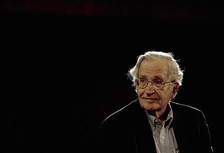 মার্কিন ভাষাবিদ ও অধিকারকর্মী নোয়াম চমস্কি