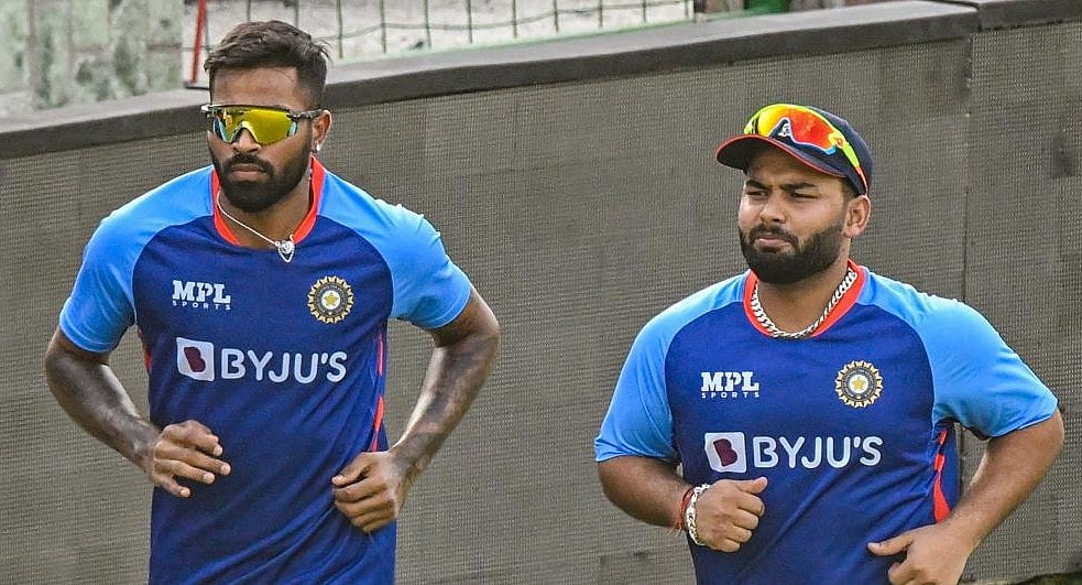 অলরাউন্ডার হার্দিক পান্ডিয়া ও উইকেটকিপার-ব্যাটসম্যান ঋষভ পন্ত