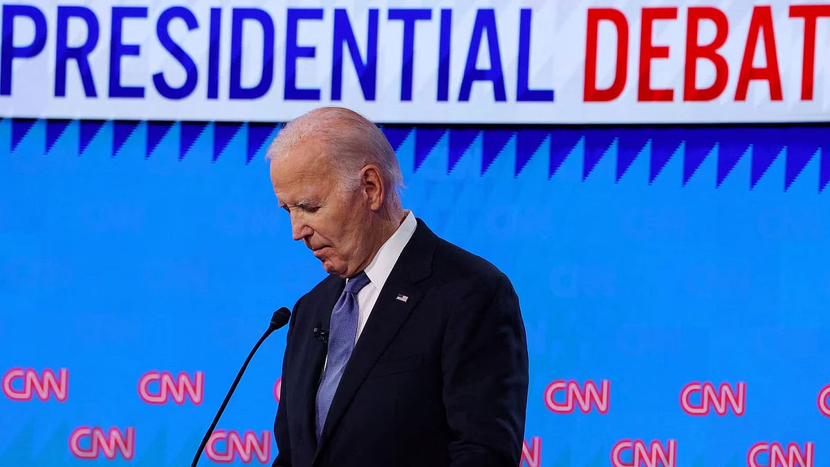 ডেমোক্র্যাট প্রেসিডেন্ট প্রার্থী ও মার্কিন প্রেসিডেন্ট জো বাইডেন। গত বৃহস্পতিবার রিপাবলিকান প্রেসিডেন্ট প্রার্থী ডোনাল্ড ট্রাম্পের সঙ্গে বিতর্কের একপর্যায়ে। সিএনএন স্টুডিও, আটলান্টা, জর্জিয়া, যুক্তরাষ্ট্র
