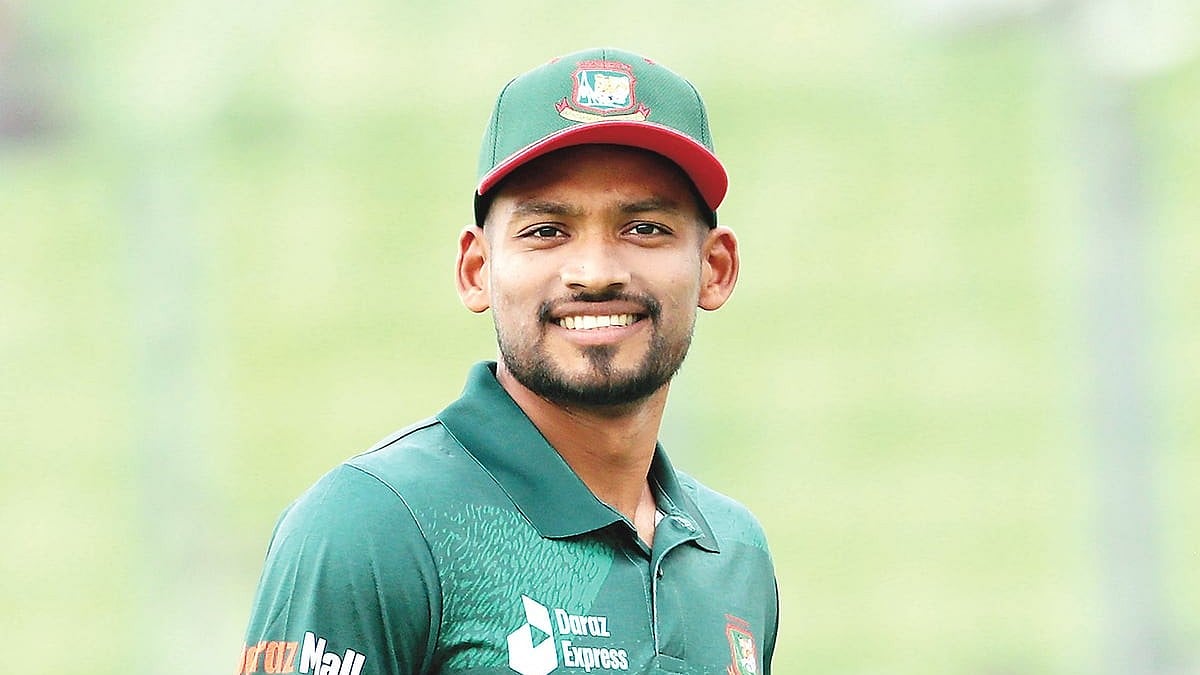 বাংলাদেশ অধিনায়ক নাজমুল হোসেন