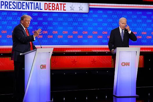 সিএনএন আয়োজিত বিতর্কে অংশ নেন জো বাইডেন ও ডোনাল্ড ট্রাম্প