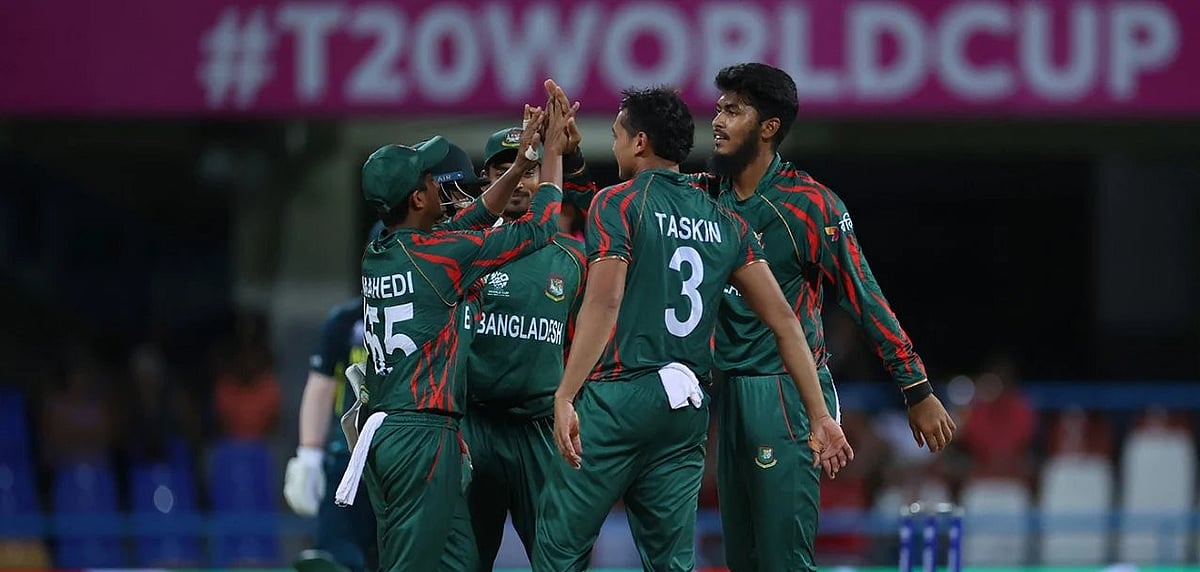 সুপার এইটে একটি ম্যাচ না জিতেও সেমিফাইনালের আলোচনায় উঠে আসছে বাংলাদেশ