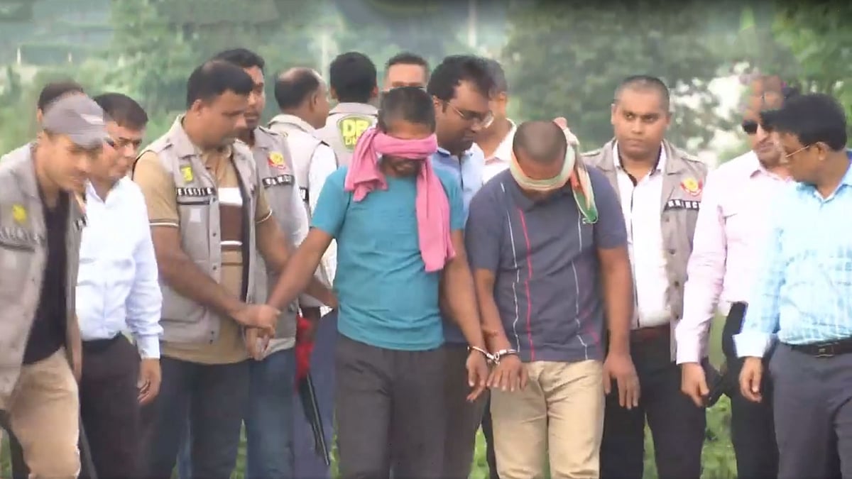 কলকাতায় সংসদ সদস্য আনোয়ারুল আজীম হত্যাকাণ্ডে গ্রেপ্তার মো. মোস্তাফিজুর রহমান ওরফে ফকির ও ফয়সাল আলী ওরফে সাজী