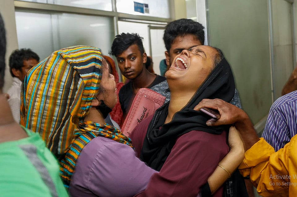 ‘সময়ের ব্যবধানে আমরা অনেকেই মৃত্যুর কথা ভুলে যাব। যে মা-বাবা সন্তানকে, যে স্ত্রী স্বামীকে, যে সন্তান বাবাকে হারালেন, তাঁরা কীভাবে স্বজনের বিয়োগব্যথা ভুলে যাবেন?’