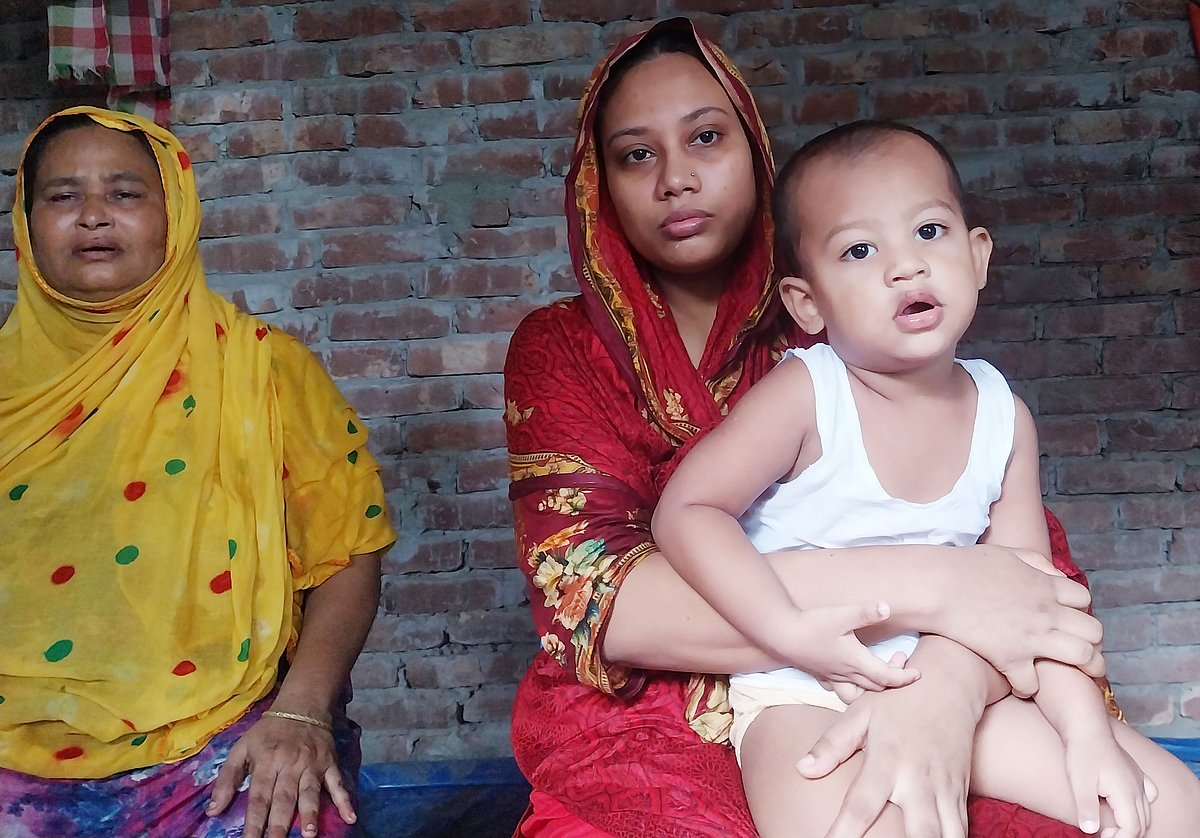 নিহত ইমরান খলিফার পরিবার