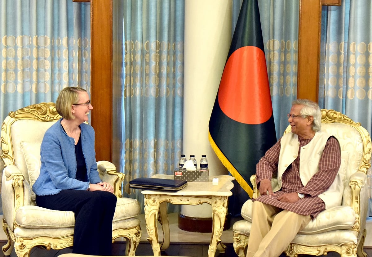 বাংলাদেশে নিযুক্ত ব্রিটিশ হাইকমিশনার সারাহ কুক আজ বুধবার প্রধান উপদেষ্টা অধ্যাপক ড. মুহাম্মদ ইউনূসের সঙ্গে বৈঠক করেন