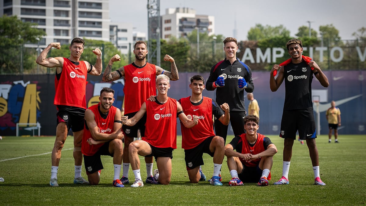 লা লিগায় অ্যাথলেটিক বিলবাওয়ের বিপক্ষে ম্যাচ সামনে রেখে অনুশীলনে ফুরফুরে মেজাজে বার্সেলোনার ফুটবলাররা