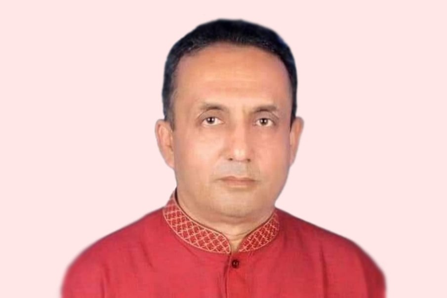 লক্ষ্মীপুর সদর উপজেলার তেওয়ারীগঞ্জ ইউনিয়ন পরিষদের চেয়ারম্যান ওমর ফারুক ইবনে হুছাঈন