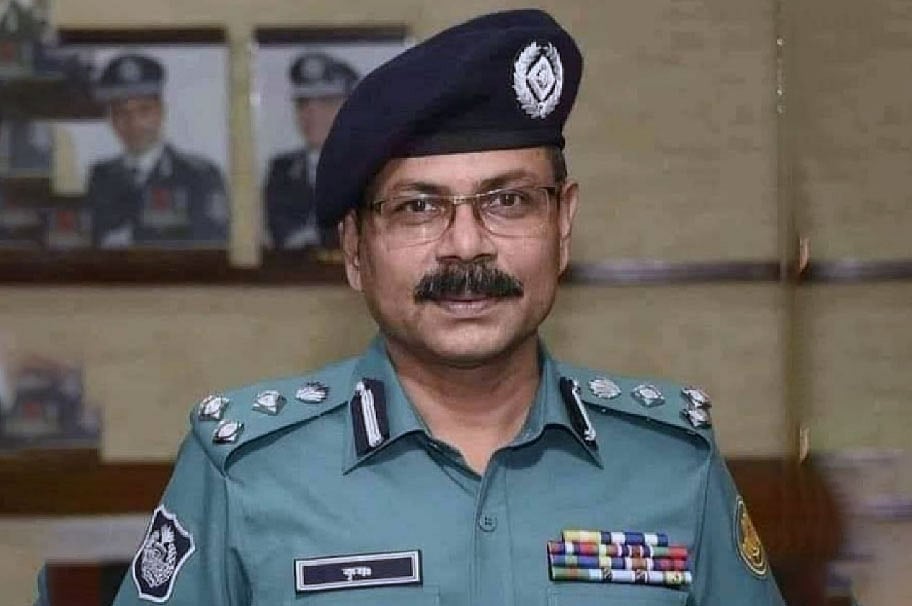 চট্টগ্রাম মহানগর পুলিশের সাবেক কমিশনার কৃষ্ণপদ রায়