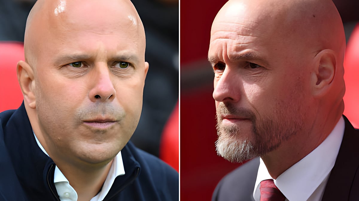 ম্যানচেস্টার ইউনাইটেড কোচ এরিক টেন হাগ (ডানে) ও লিভারপুল কোচ আর্নে স্লট। দুজনের দল আজ রাতে ইংলিশ প্রিমিয়ার লিগে মুখোমুখি হবে