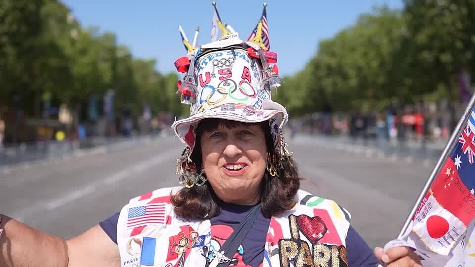 অলিম্পিকের ‘সুপারফ্যান’ ভিভিয়ান রবিনসন