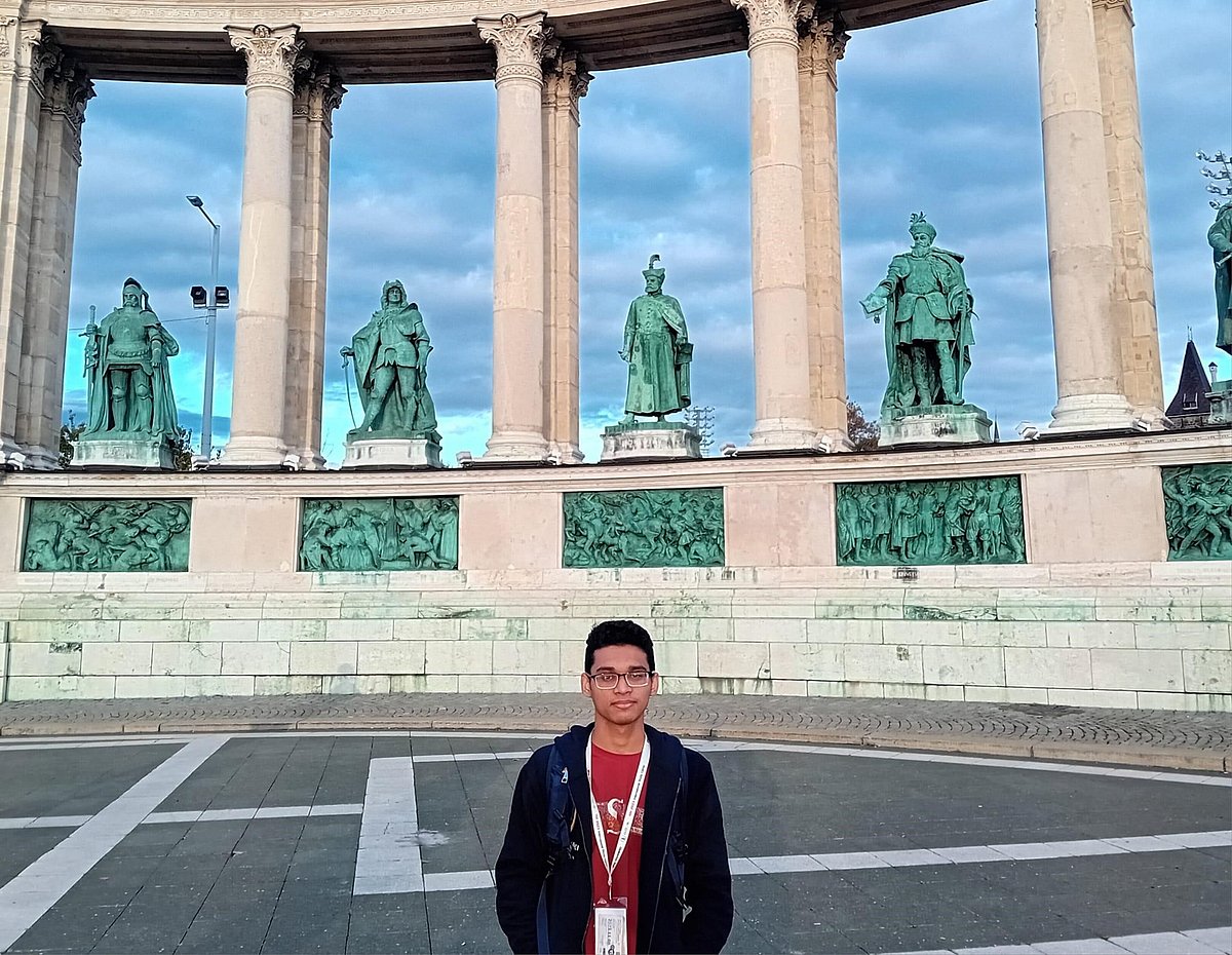 আন্তর্জাতিক ইনফরমেটিক্স অলিম্পিয়াডে প্রথম স্বর্ণপদকজয়ী বাংলাদেশী দেবজ্যোতি দাস সৌম্য