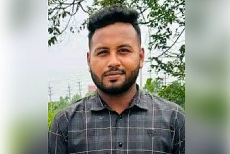 শাকিল (২৪) নামের এই তরুণ রাজধানীর কাফরুল এলাকা থেকে নিখোঁজ হয়েছেন
