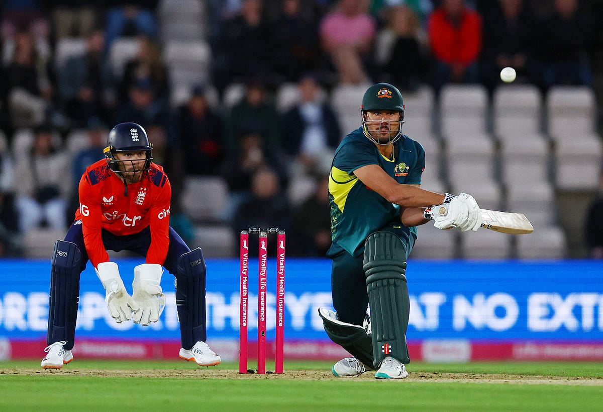 ইংল্যান্ড-অস্ট্রেলিয়া টি-টোয়েন্টি সিরিজের দ্বিতীয় ম্যাচ
