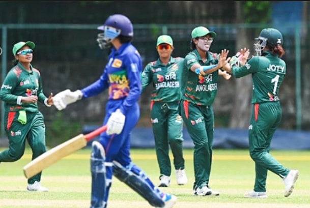 বাংলাদেশ নারী ‘এ’ দলের বোলারদের সামনে দাঁড়াতেই পারেননি লঙ্কান মেয়েরা