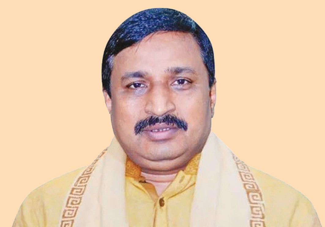 ফেনীর সাবেক সংসদ সদস্য নিজাম উদ্দিন হাজারী