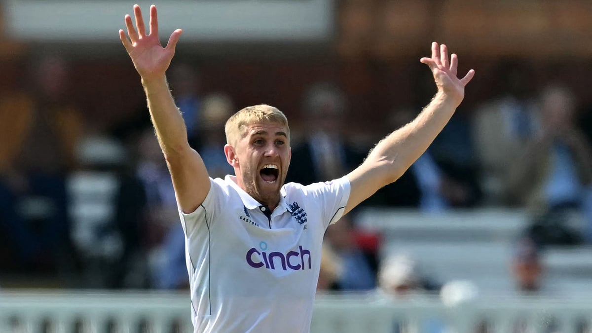 ইংলিশ পেসার ওলি স্টোন