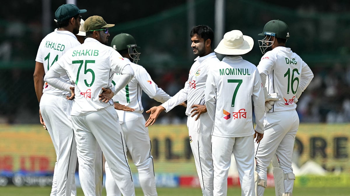 ভারত সফরে টেস্ট সিরিজে ধবলধোলাই হয়েছে বাংলাদেশ