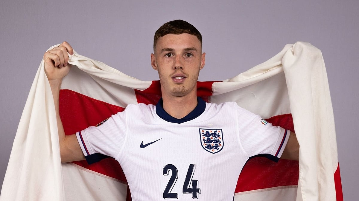 ইংল্যান্ডের উইঙ্গার কোল পালমার।