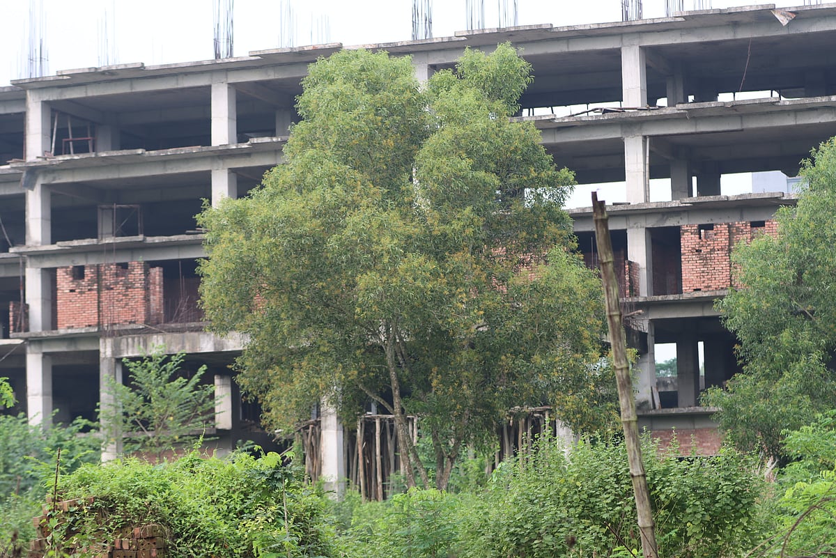 বেগম রোকেয়া বিশ্ববিদ্যালয়ে শেখ হাসিনা ছাত্রী হলের ভবনের কাজ শেষ হয়নি। রংপুর, ৯ অক্টোবর