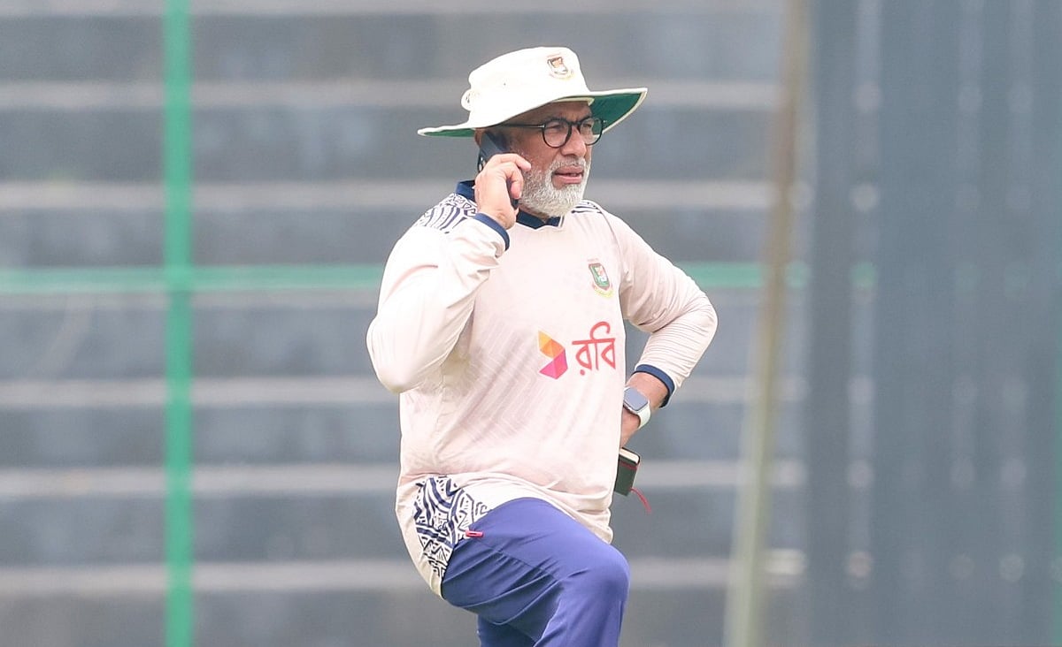 বিসিবির চিঠির জবাব দিয়েছেন বাংলাদেশ দলের সদ্য সাবেক কোচ চন্ডিকা হাথুরুসিংহে