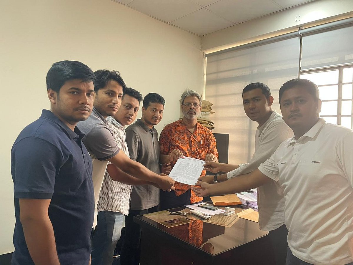 ঢাকা বিশ্ববিদ্যালয়ের ভর্তি পরীক্ষার আবেদন ফি কমানো ও সময়সূচি পেছানোর দাবি জানিয়েছে ছাত্রদল