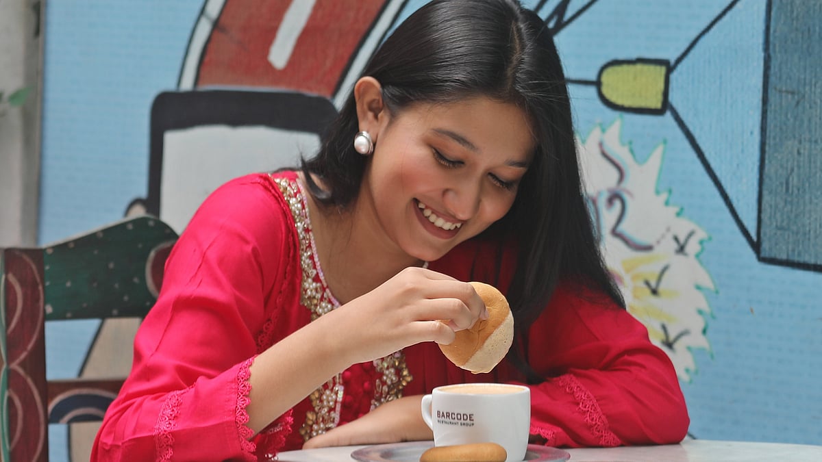 এখনো বেলা বিস্কুট পছন্দ সব বয়সীদের