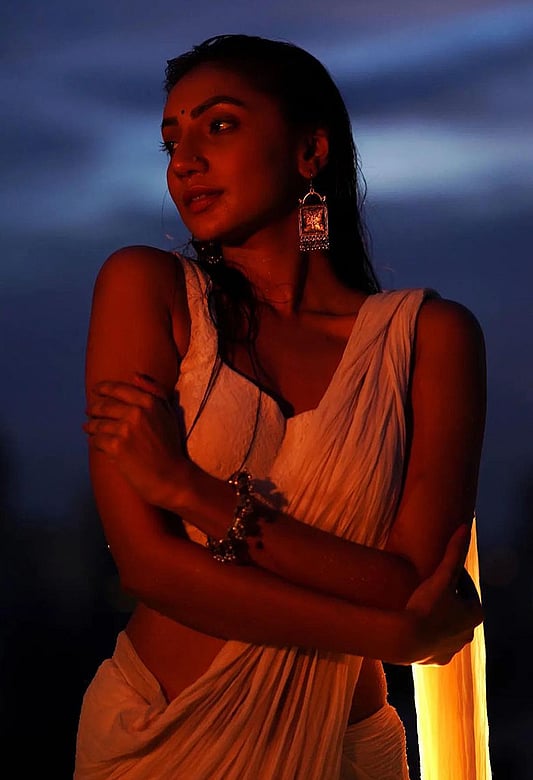 Katta kokrakli porno videolarni tomosha qiling yalangoch erkak aktyorlar