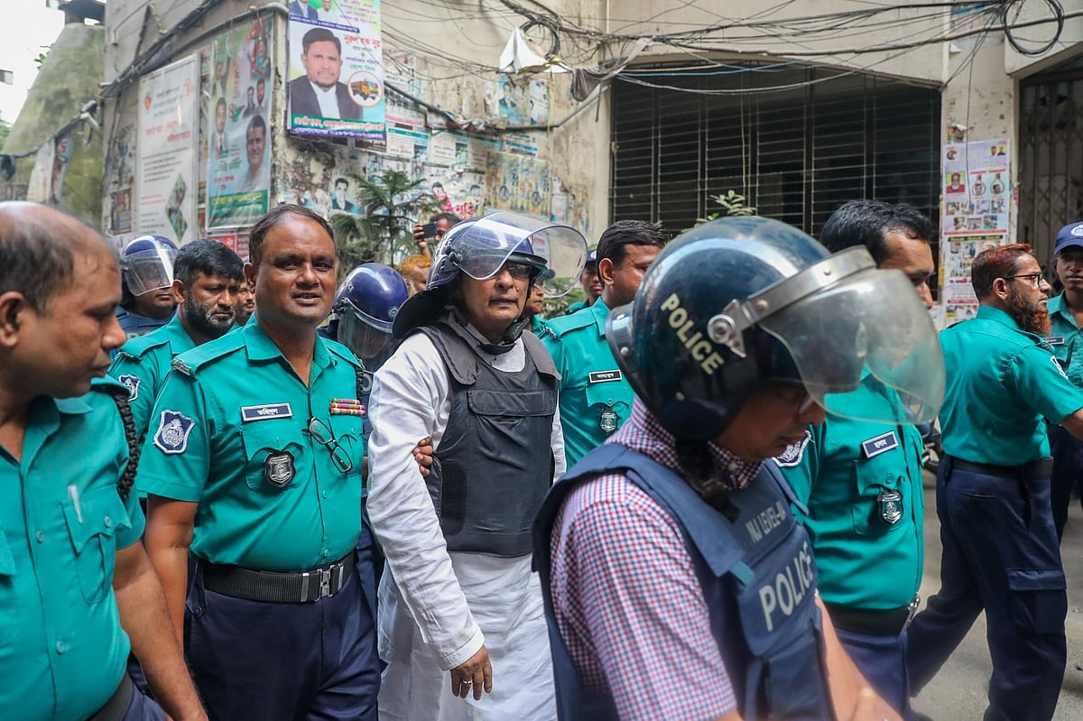 হাসানুল হক ইনুর পক্ষে যুক্তিতর্ক উপস্থাপন সম্পন্ন - Image 1